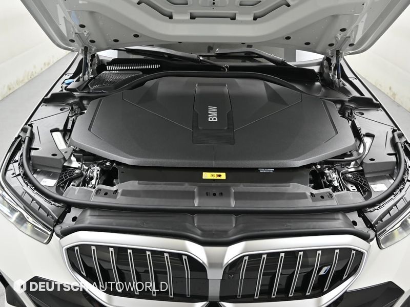 2026 BMW i5 eDrive 40 M Sport photo 7