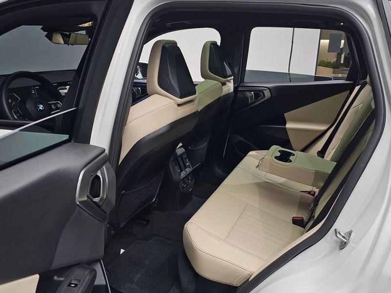 2026 BMW X3 xDrive 20 M Sport photo 11