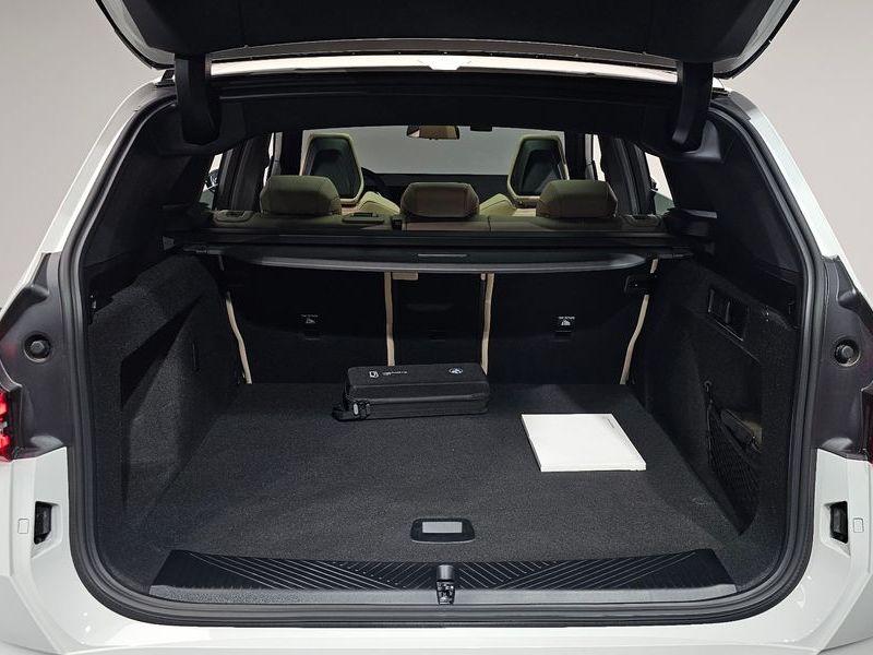 2026 BMW X3 xDrive 20 M Sport photo 20