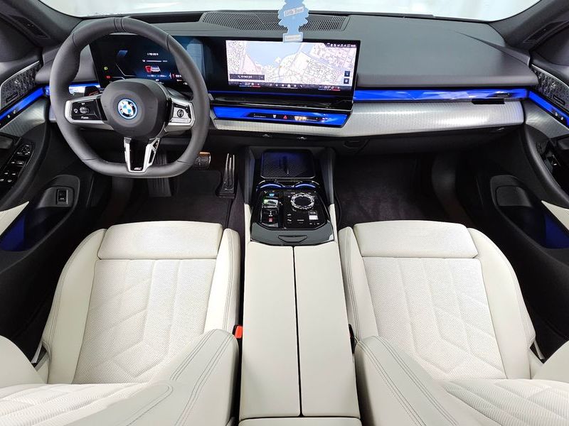 2026 BMW i5 eDrive 40 M Sport photo 7