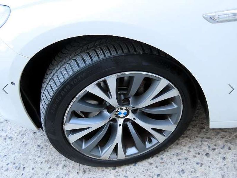 2013 BMW 5 Series GT 30d xDrive photo 20
