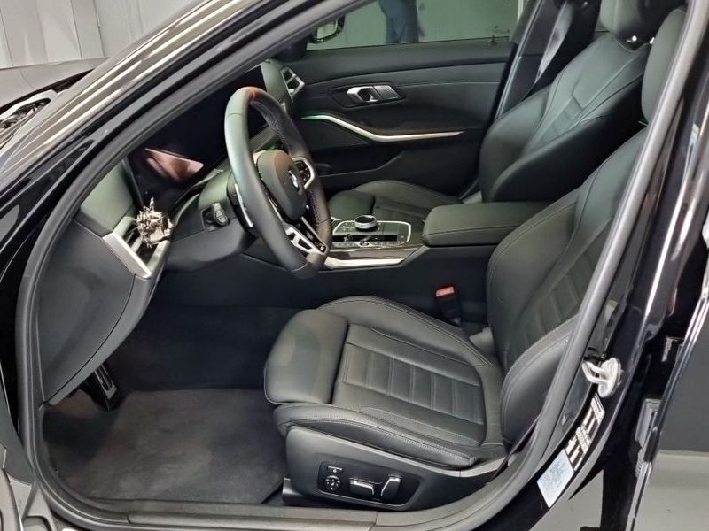 2026 BMW 3 Series M340i Pro photo 8
