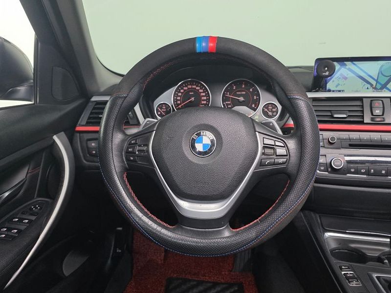 2013 BMW 3 Series 320d Sport photo 12