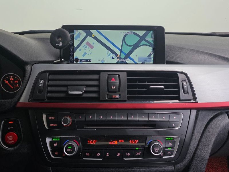2013 BMW 3 Series 320d Sport photo 13