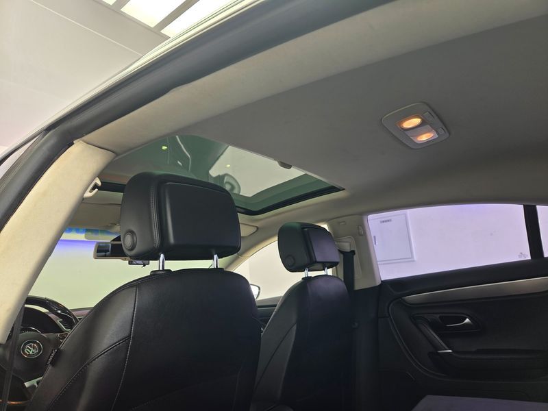 2013 Volkswagen New CC 2.0 TDI BlueMotion photo 9