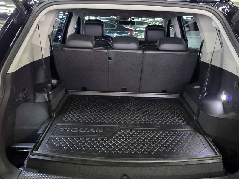 2024 Volkswagen Tiguan 2.0 TSI Prestige photo 13
