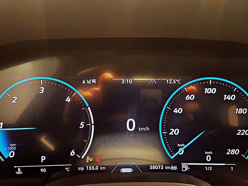 2024 Volkswagen Touareg 3.0 TDI Prestige photo 8