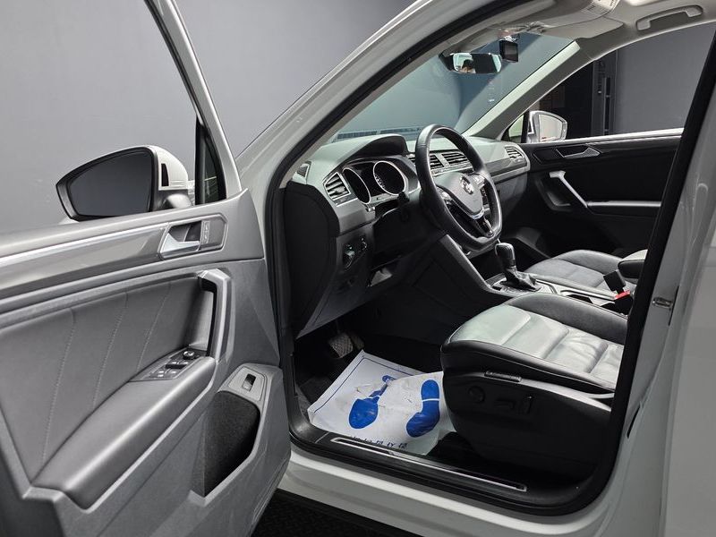2020 Volkswagen Tiguan 2.0 TDI Prestige photo 10
