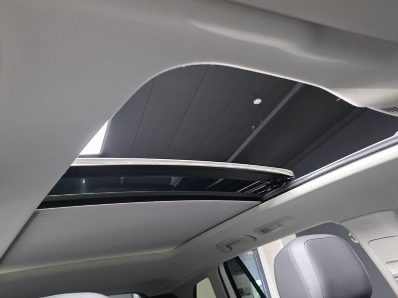 2020 Volkswagen Tiguan 2.0 TDI Prestige photo 18