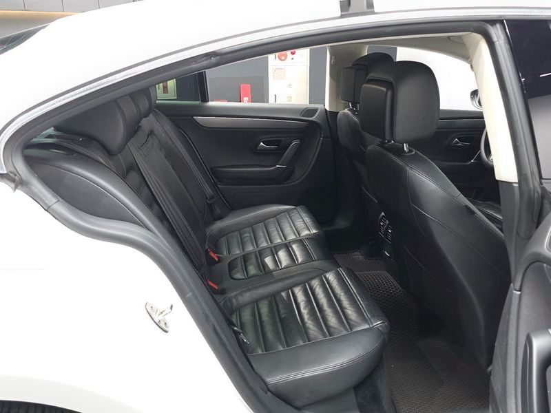 2013 Volkswagen New CC 2.0 TDI BlueMotion photo 12