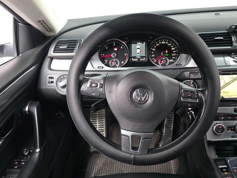 2013 Volkswagen New CC 2.0 TDI BlueMotion photo 13