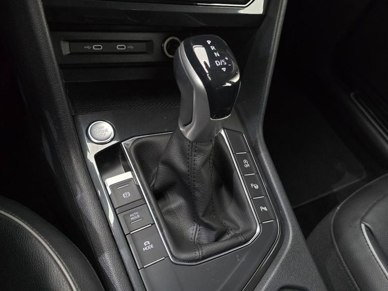 2023 Volkswagen Tiguan 2.0 TDI Premium photo 9