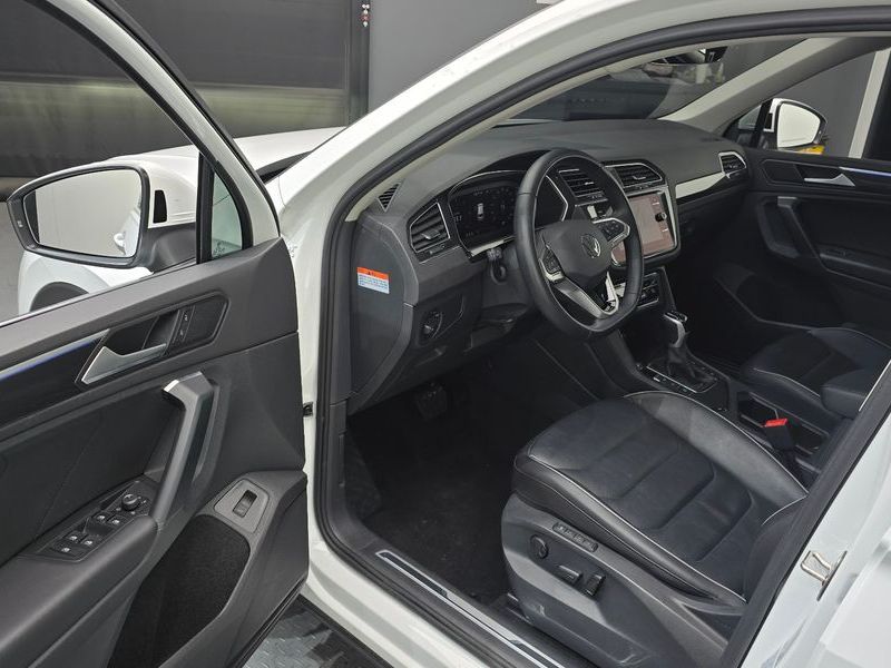 2023 Volkswagen Tiguan 2.0 TDI Premium photo 10