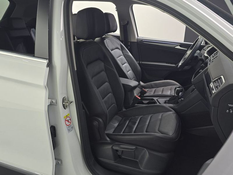 2023 Volkswagen Tiguan 2.0 TDI Premium photo 12