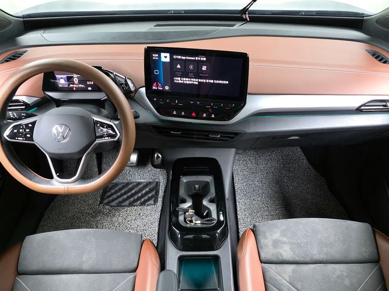2023 Volkswagen ID.4 Pro photo 7