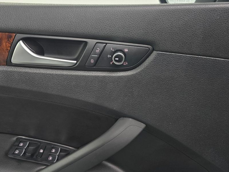 2013 Volkswagen Passat 2.0 TDI B7 photo 18