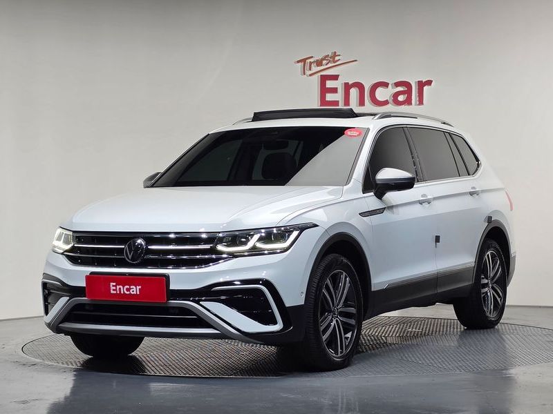 2022 Volkswagen Tiguan 2.0 TSI Prestige photo 1