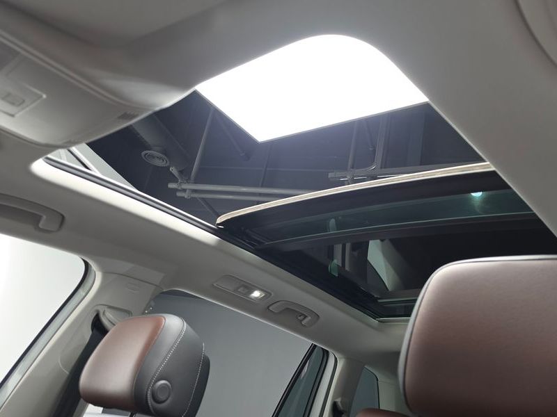 2022 Volkswagen Tiguan 2.0 TSI Prestige photo 18