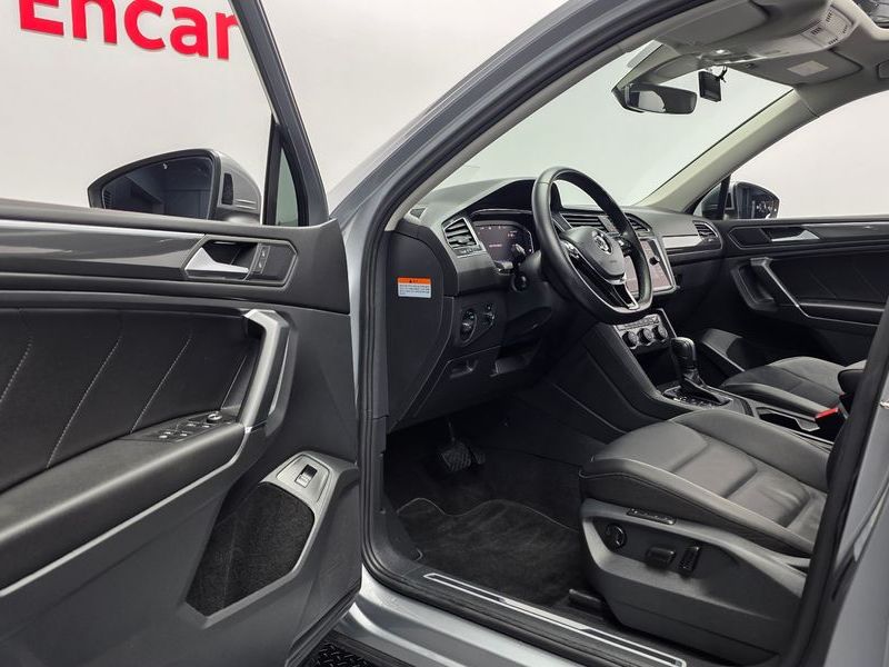 2020 Volkswagen Tiguan 2.0 TDI Prestige photo 10