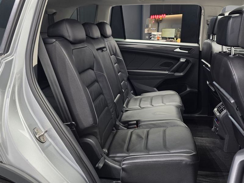 2020 Volkswagen Tiguan 2.0 TDI Prestige photo 12