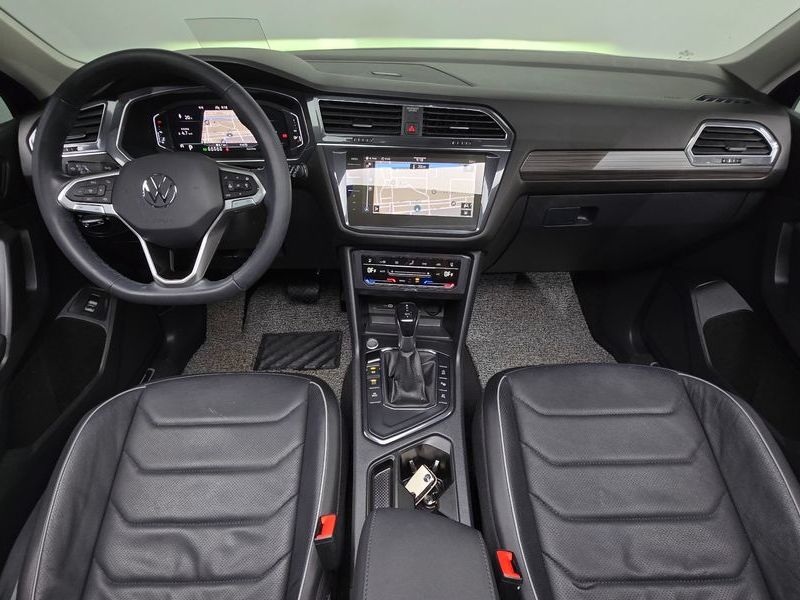 2023 Volkswagen Tiguan 2.0 TSI Prestige photo 7