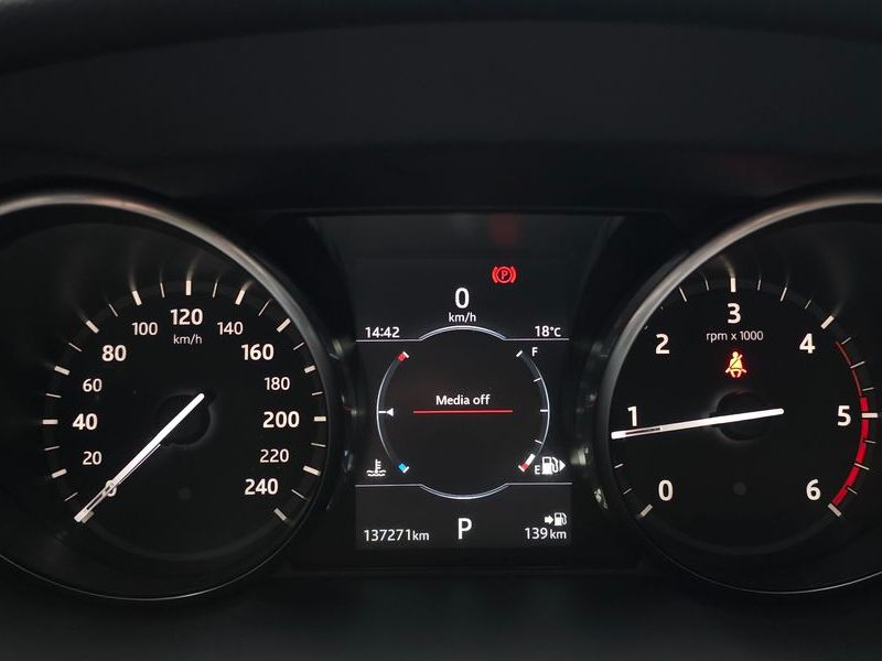 2018 Land Rover Discovery Sport 2.0 TD4 SE (150PS) photo 8