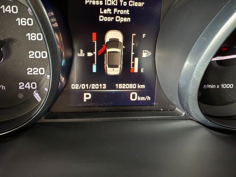 2016 Land Rover Discovery Sport 2.0 TD4 HSE Luxury photo 8