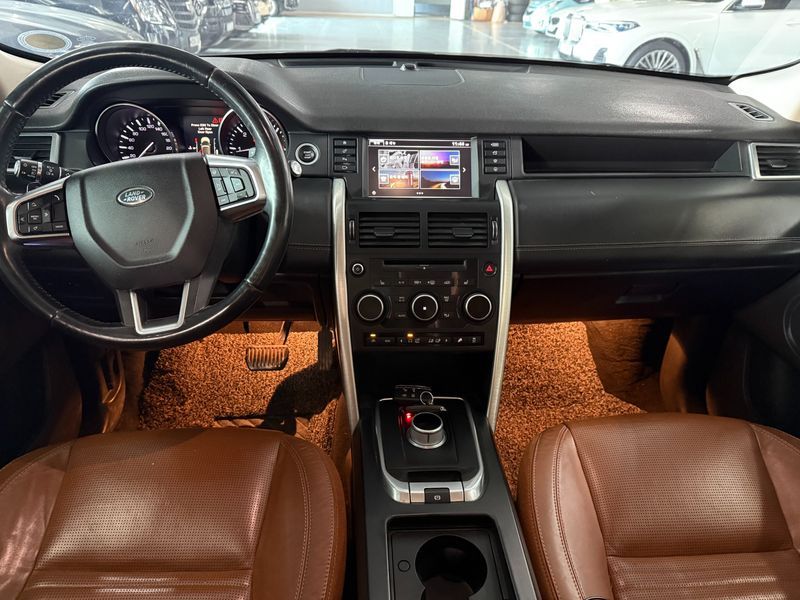 2016 Land Rover Discovery Sport 2.0 TD4 HSE Luxury photo 13