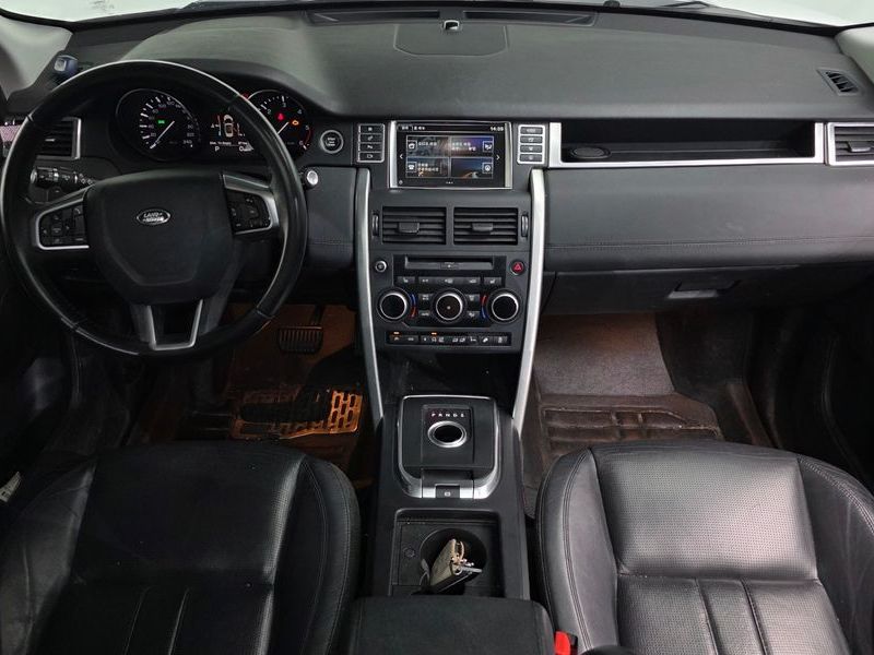 2016 Land Rover Discovery Sport 2.0 TD4 SE photo 7