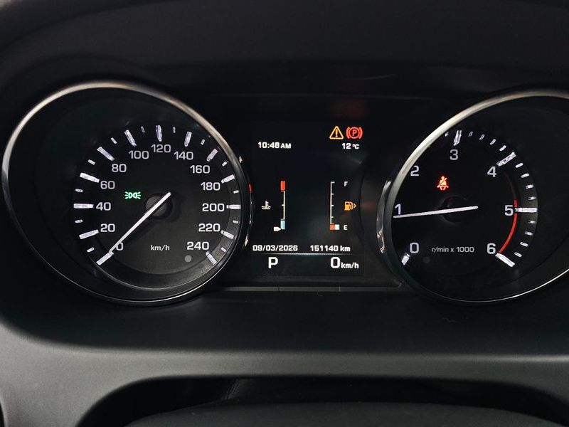 2016 Land Rover Discovery Sport 2.0 TD4 HSE Luxury photo 8
