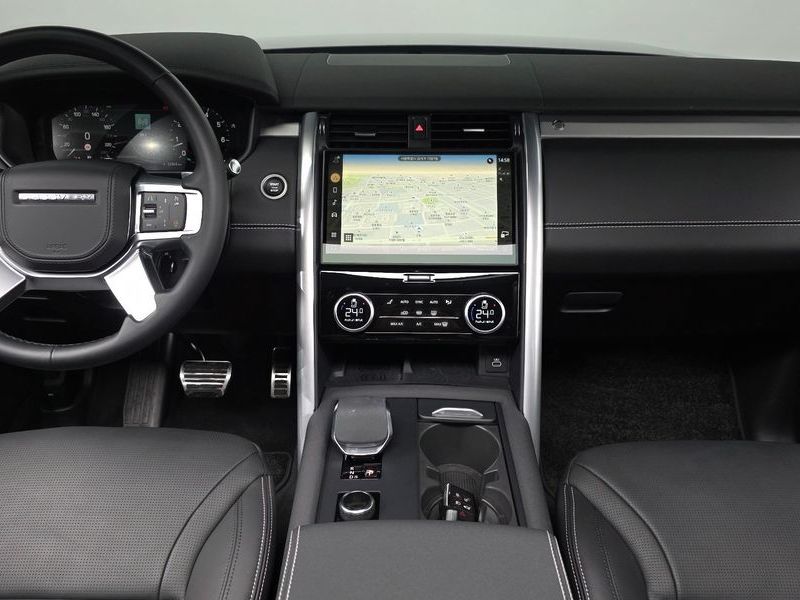 2025 Land Rover Discovery P360 Dynamic HSE photo 7