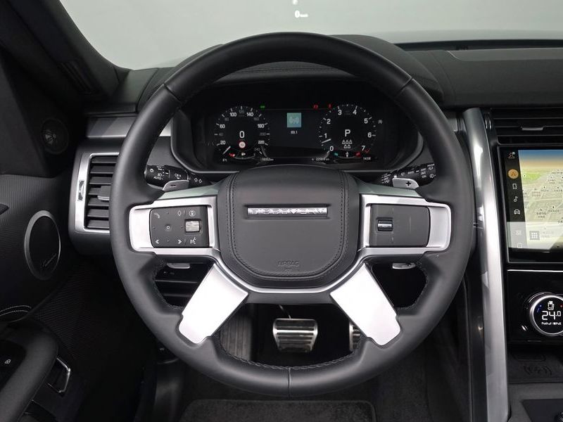 2025 Land Rover Discovery P360 Dynamic HSE photo 14