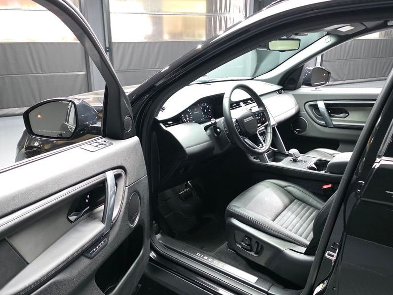 2025 Land Rover Discovery Sport P250 Dynamic SE photo 10