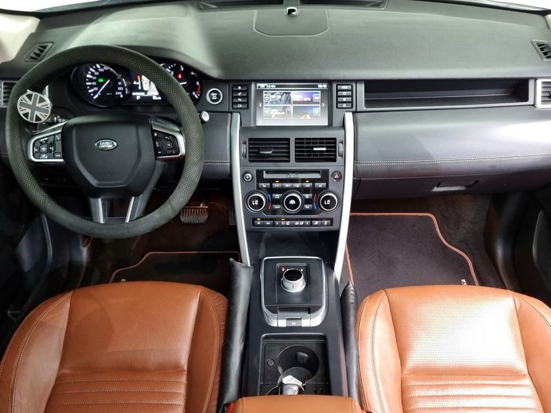 2016 Land Rover Discovery Sport 2.0 TD4 HSE Luxury photo 7