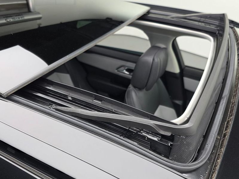 2025 Land Rover Range Rover Velar 3.0 P400 Dynamic HSE photo 19
