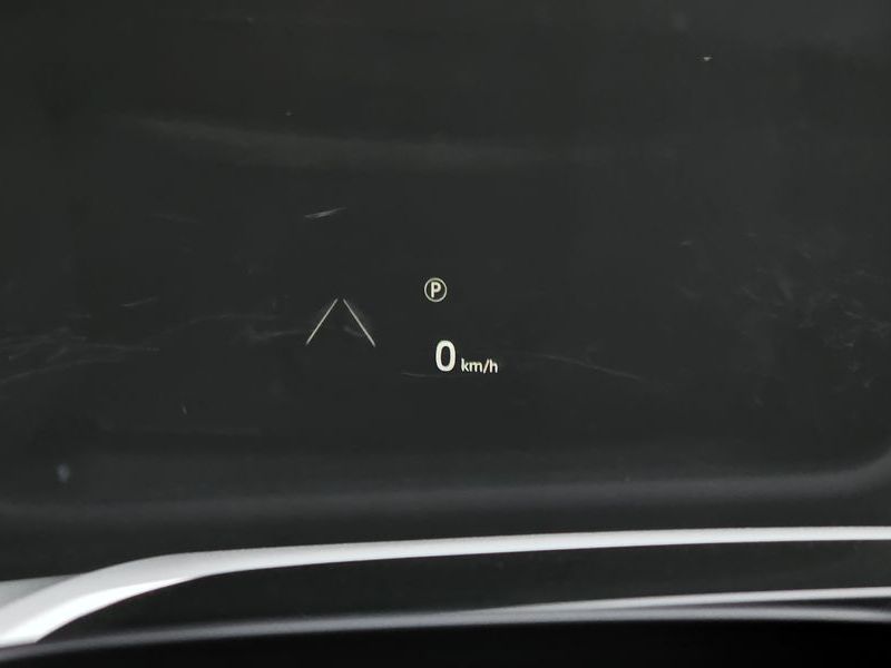 2025 Land Rover Discovery Sport P250 Dynamic SE photo 16