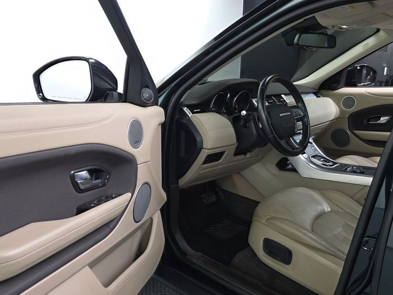 2017 Land Rover Range Rover Evoque 2.0 TD4 SE photo 10