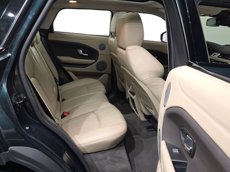 2017 Land Rover Range Rover Evoque 2.0 TD4 SE photo 12