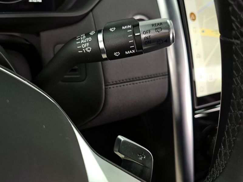 2022 Land Rover Discovery D250 S photo 14