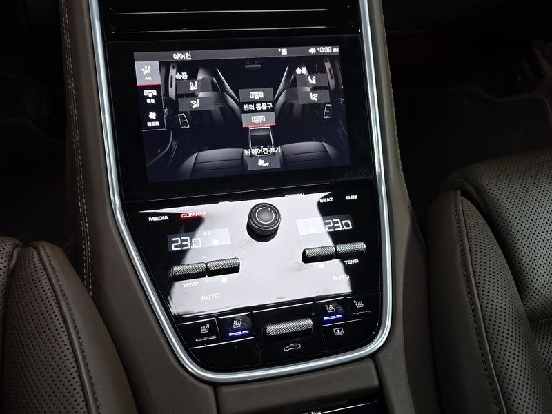 2018 Porsche Panamera 2.9 4S photo 19