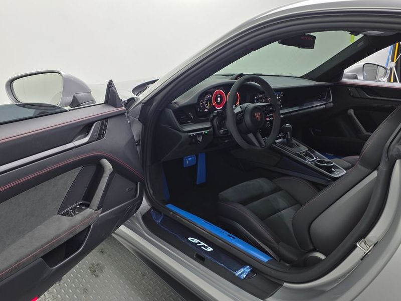 2026 Porsche 911 GT3 photo 10