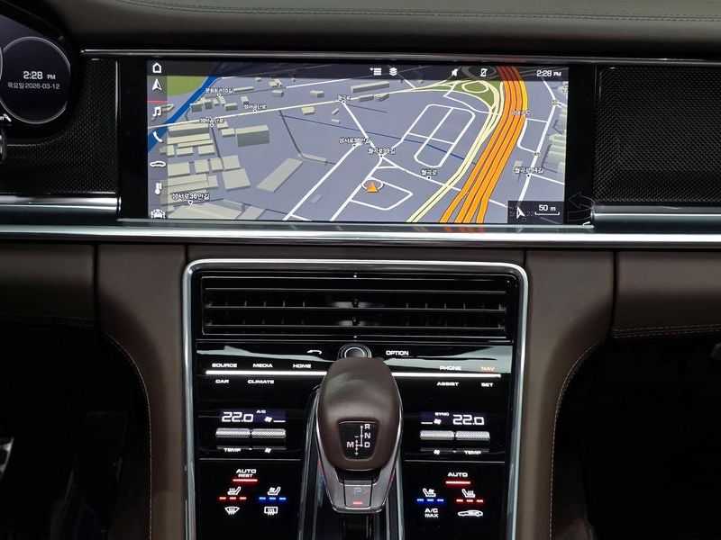 2020 Porsche Panamera 4.0 GTS photo 14