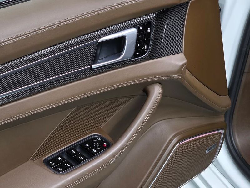 2020 Porsche Panamera 4.0 GTS photo 17