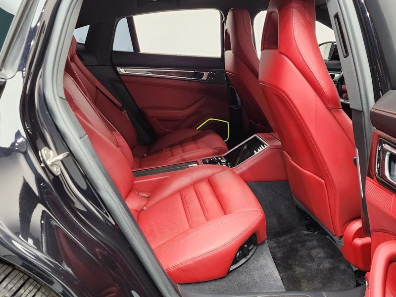 2023 Porsche Panamera 2.9 AWD Platinum Edition photo 12