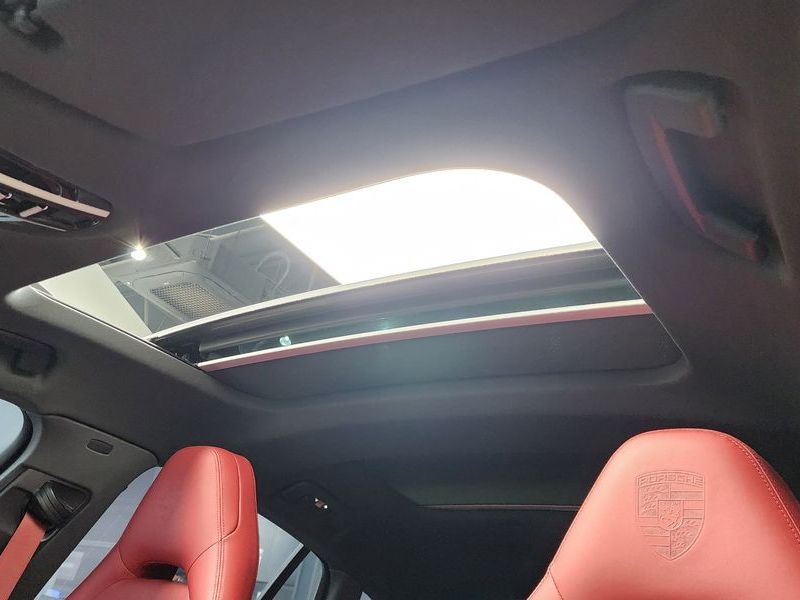 2023 Porsche Panamera 2.9 AWD Platinum Edition photo 18
