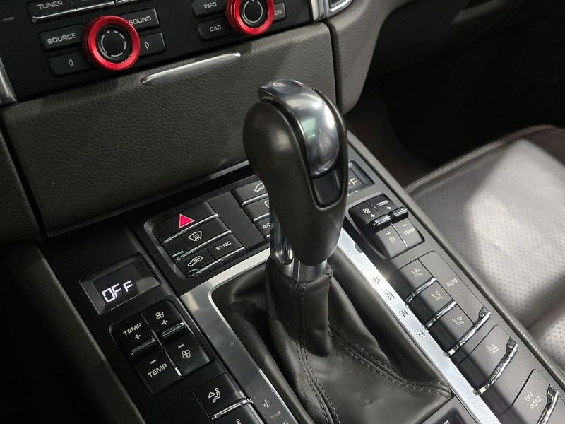 2015 Porsche Macan 3.0 S Diesel 95B photo 9
