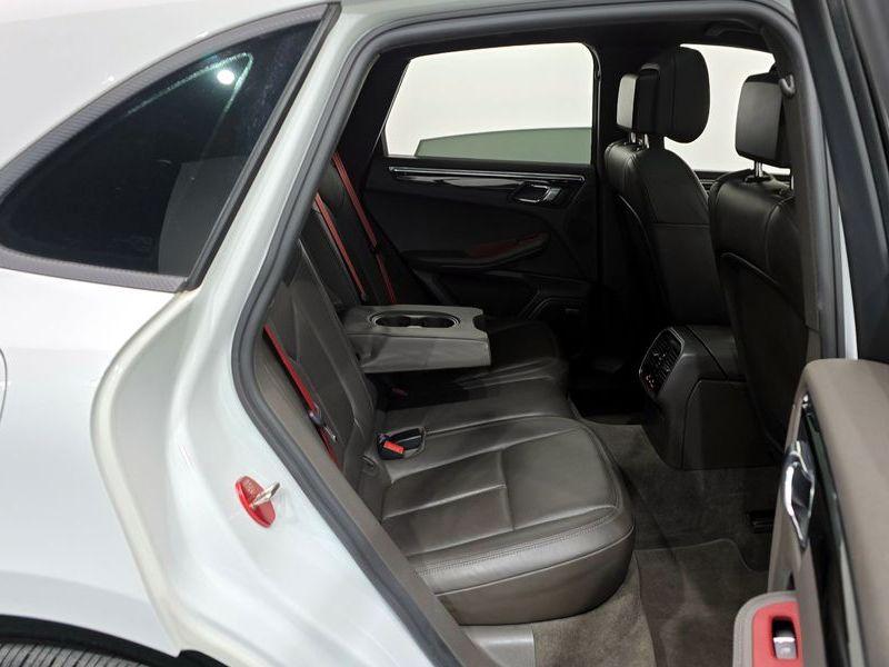 2015 Porsche Macan 3.0 S Diesel 95B photo 12