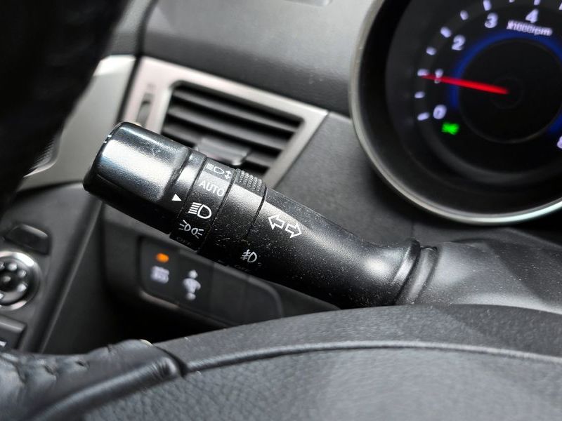 2012 Hyundai Avante M16 GDI Premier photo 19