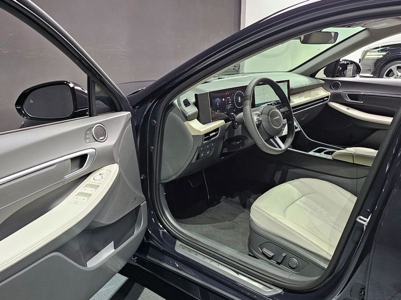 2026 Hyundai Sonata 1.6 Turbo Inspiration photo 10
