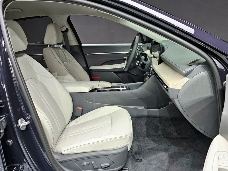 2026 Hyundai Sonata 1.6 Turbo Inspiration photo 12